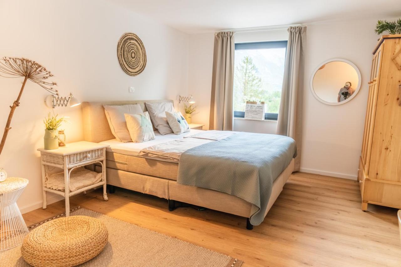 Appartement Hisa Lojz à Zaga Extérieur photo